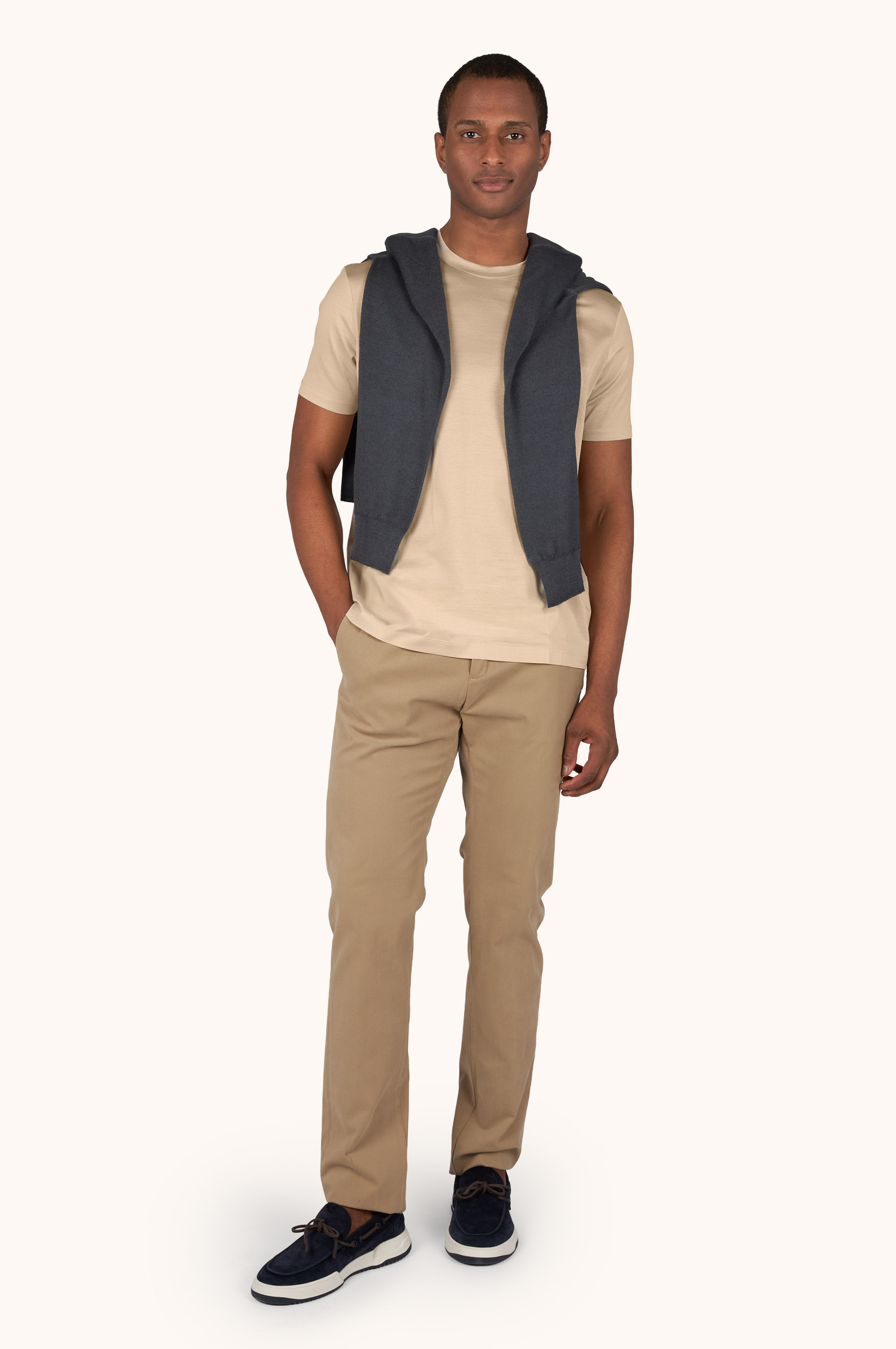 T-Shirt aus Baumwolljersey mit Shark-Fin-Stickerei image number 1